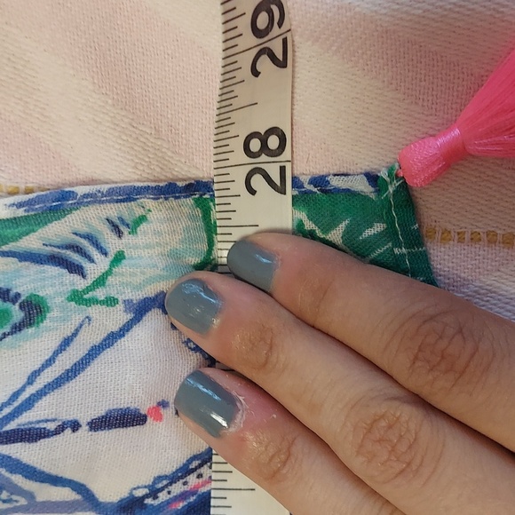 Lilly Pulitzer Resort Scarf - Picture 5 of 7
